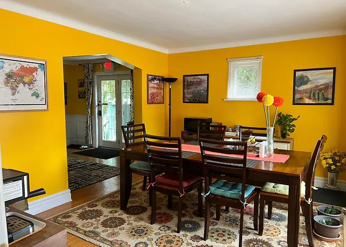 Cozy House B&B
